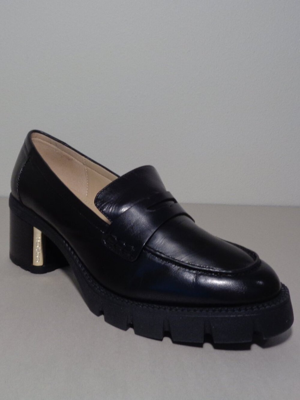 Coach Size 7.5 M / CORA LEATHER / Black / Heeled Penny Loafers Women's Shoes - Picture 4 of 16